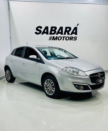 FIAT BRAVO 1.8 ESSENCE 16V FLEX 4P AUTOMATIZADO FIAT BRAVO 1.8 ESSENCE 16V FLEX 4P AUTOMATIZADO